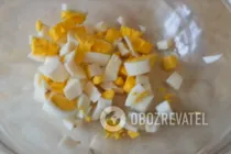 Салат из морской капусты с крабовыми палочками - Шаг 1 Салат из морской капусты с крабовыми палочками - Шаг 1