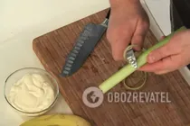 Салат з селерою і яблуком - Крок 1 Салат з селерою і яблуком - Крок 1