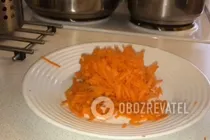 Салат из куриных сердечек с солеными огурцами - Шаг 3 Салат из куриных сердечек с солеными огурцами - Шаг 3