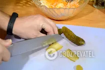 Салат из куриных сердечек с морковью и луком - Шаг 5 Салат из куриных сердечек с морковью и луком - Шаг 5