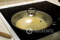 Омлет со сметаной - Шаг 5 Омлет со сметаной - Шаг 5