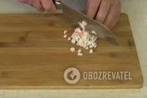 Салат "Королевский" с крабовыми палочками и апельсином - Шаг 1 Салат "Королевский" с крабовыми палочками и апельсином - Шаг 1