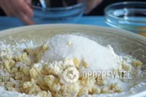 Заливной пирог с персиками - Шаг 2 Заливной пирог с персиками - Шаг 2