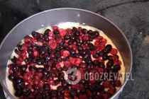 Солодкий заливний пиріг - Крок 8 Солодкий заливний пиріг - Крок 8