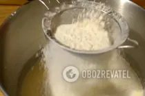 Заливной пирог с вишней на кефире - Шаг 5 Заливной пирог с вишней на кефире - Шаг 5