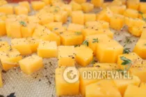 Салат с тыквой и сыром - Шаг 2 Салат с тыквой и сыром - Шаг 2