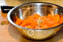 Салат с тыквой и курицей - Шаг 2 Салат с тыквой и курицей - Шаг 2