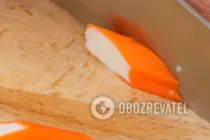 Салат з хурмою і крабовими паличками - Крок 7 Салат з хурмою і крабовими паличками - Крок 7