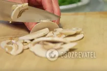 Крученики с грибами в сметанном соусе - Шаг 1 Крученики с грибами в сметанном соусе - Шаг 1
