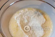 Заливной пирог с курицей и сыром - Шаг 3 Заливной пирог с курицей и сыром - Шаг 3