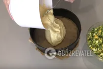 Заливной пирог с луком и яйцом за кефире - Шаг 7 Заливной пирог с луком и яйцом за кефире - Шаг 7