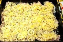 М'ясо по-французьки з курки з ананасом - Крок 6 М'ясо по-французьки з курки з ананасом - Крок 6