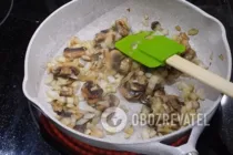 Мясо по-французски на сковороде - Шаг 4 Мясо по-французски на сковороде - Шаг 4