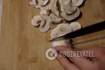 Мясо по-французски с картофелем и грибами - Шаг 2 Мясо по-французски с картофелем и грибами - Шаг 2