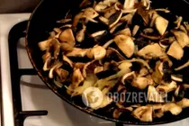Простой пирог с грибами - Шаг 2 Простой пирог с грибами - Шаг 2