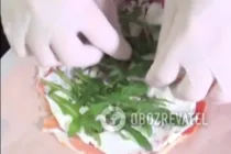 Салат "Прошутто" с рукколой - Шаг 2 Салат "Прошутто" с рукколой - Шаг 2