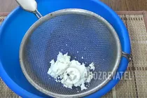 Сырники в мультиварке - Шаг 1 Сырники в мультиварке - Шаг 1