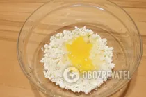 Сырники на сковороде - Шаг 1 Сырники на сковороде - Шаг 1