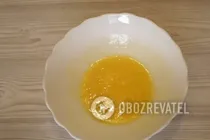Сирники в духовці з манкою - Крок 2 Сирники в духовці з манкою - Крок 2