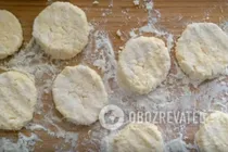 Сырники на сковороде - Шаг 3 Сырники на сковороде - Шаг 3