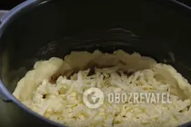 Цибулевий пиріг у мультиварці - Крок 10 Цибулевий пиріг у мультиварці - Крок 10
