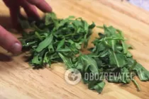 Салат с рукколой и черри - Шаг 2 Салат с рукколой и черри - Шаг 2