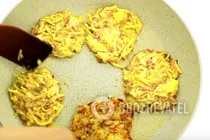 Драники с колбасой - Шаг 6 Драники с колбасой - Шаг 6