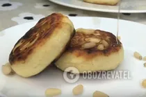 Сирники з манкою - Крок 7 Сирники з манкою - Крок 7