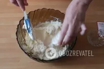 Сырники со сметаной - Шаг 4 Сырники со сметаной - Шаг 4