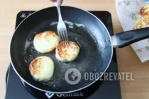 Сырники со сметаной - Шаг 7 Сырники со сметаной - Шаг 7