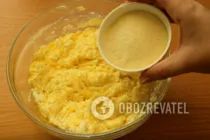 Сирники з родзинками - Крок 3 Сирники з родзинками - Крок 3