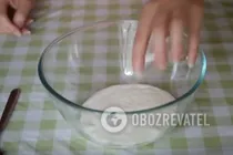 Вареники с вишнями на пару - Шаг 1 Вареники с вишнями на пару - Шаг 1