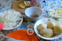Рыба с картошкой в сметане - Шаг 3 Рыба с картошкой в сметане - Шаг 3