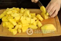 Тушковане м'ясо з картоплею та грибами - Крок 3 Тушковане м'ясо з картоплею та грибами - Крок 3