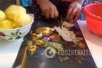 Тушковане м'ясо в картоплею в духовці - Крок 1 Тушковане м'ясо в картоплею в духовці - Крок 1