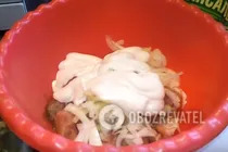 Тушковане м'ясо в картоплею в духовці - Крок 3 Тушковане м'ясо в картоплею в духовці - Крок 3