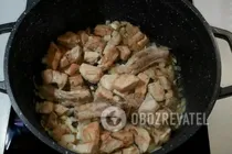 Тушеное мясо с квашеной капустой - Шаг 4 Тушеное мясо с квашеной капустой - Шаг 4