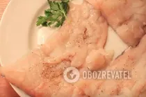 Минтай в кляре с сыром - Шаг 1 Минтай в кляре с сыром - Шаг 1