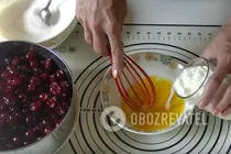 Вареники с вишней на кефире - Шаг 3 Вареники с вишней на кефире - Шаг 3