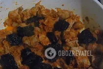 Тушеное мясо с черносливом - Шаг 6 Тушеное мясо с черносливом - Шаг 6