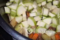 Тушеное мясо с овощами в мультиварке - Шаг 6 Тушеное мясо с овощами в мультиварке - Шаг 6