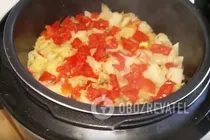 Тушеное мясо с овощами в мультиварке - Шаг 7 Тушеное мясо с овощами в мультиварке - Шаг 7
