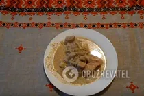Тушеная говядина в сметане с чесноком - Шаг 8 Тушеная говядина в сметане с чесноком - Шаг 8