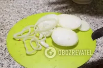 Жареное мясо с луком - Шаг 2 Жареное мясо с луком - Шаг 2
