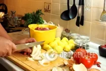 Жареное мясо с помидорами - Шаг 2 Жареное мясо с помидорами - Шаг 2