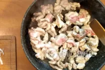 Жареное мясо в соусе - Шаг 3 Жареное мясо в соусе - Шаг 3