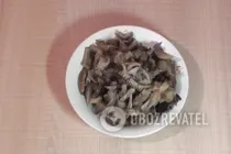 Жареное мясо в сметане - Шаг 3 Жареное мясо в сметане - Шаг 3