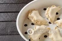 Вареники с картошкой на пару - Шаг 8 Вареники с картошкой на пару - Шаг 8