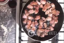 Жареная свинина с ананасами - Шаг 3 Жареная свинина с ананасами - Шаг 3