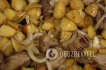 Жареная свинина с картошкой - Шаг 7 Жареная свинина с картошкой - Шаг 7